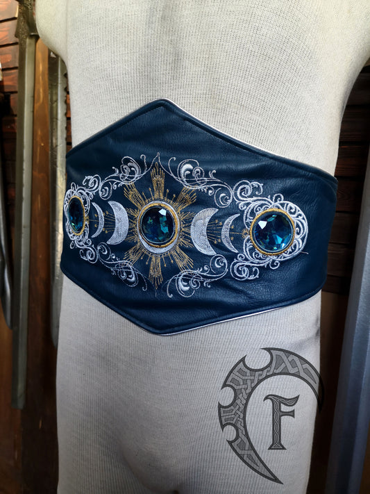 Moon embroidered belt