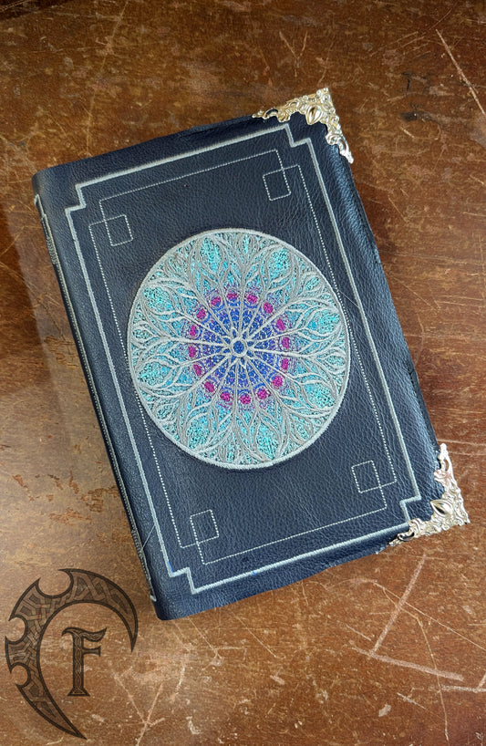 Livre brodé Cathédrale