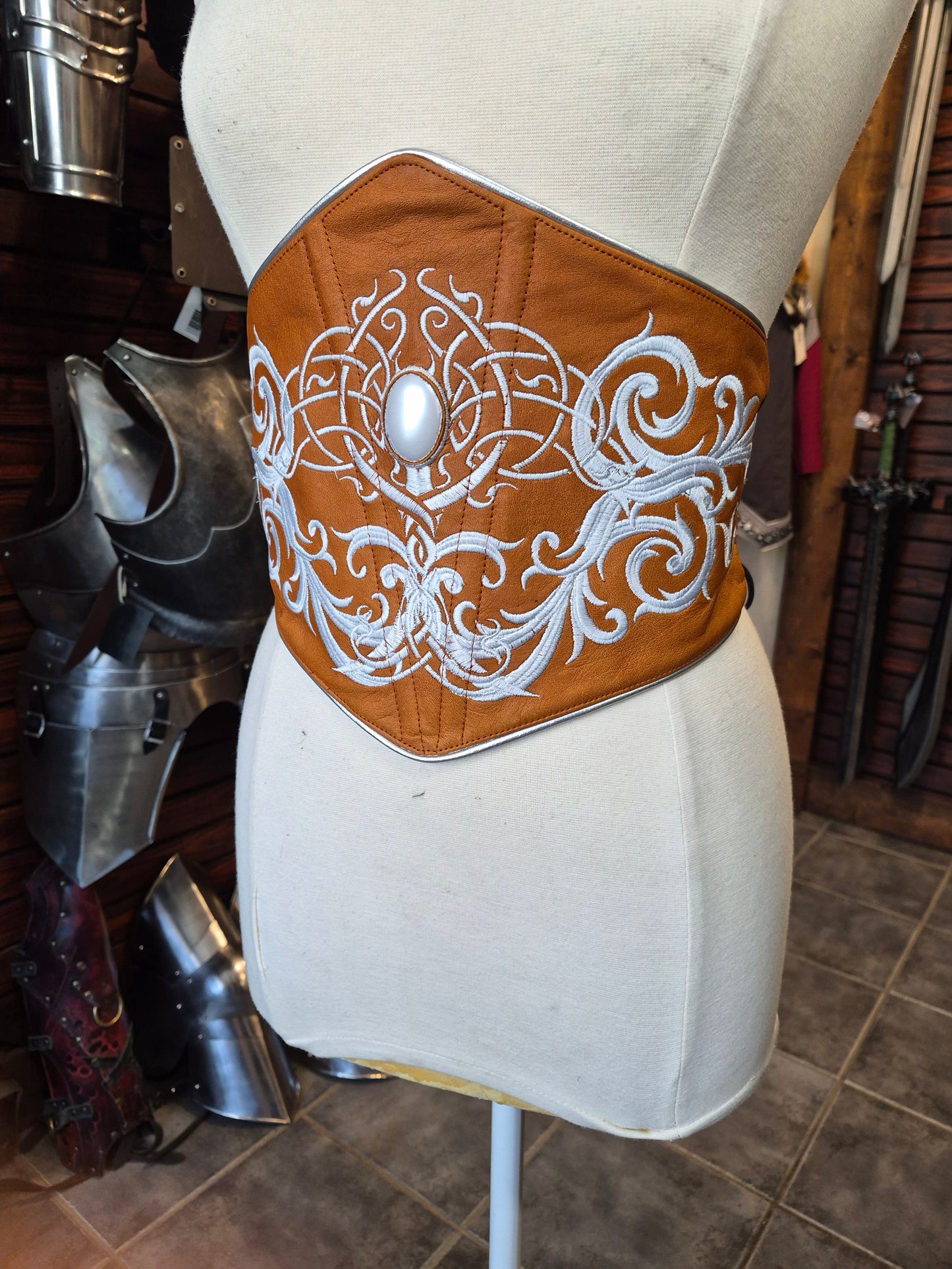 Ceinture brodée elfique