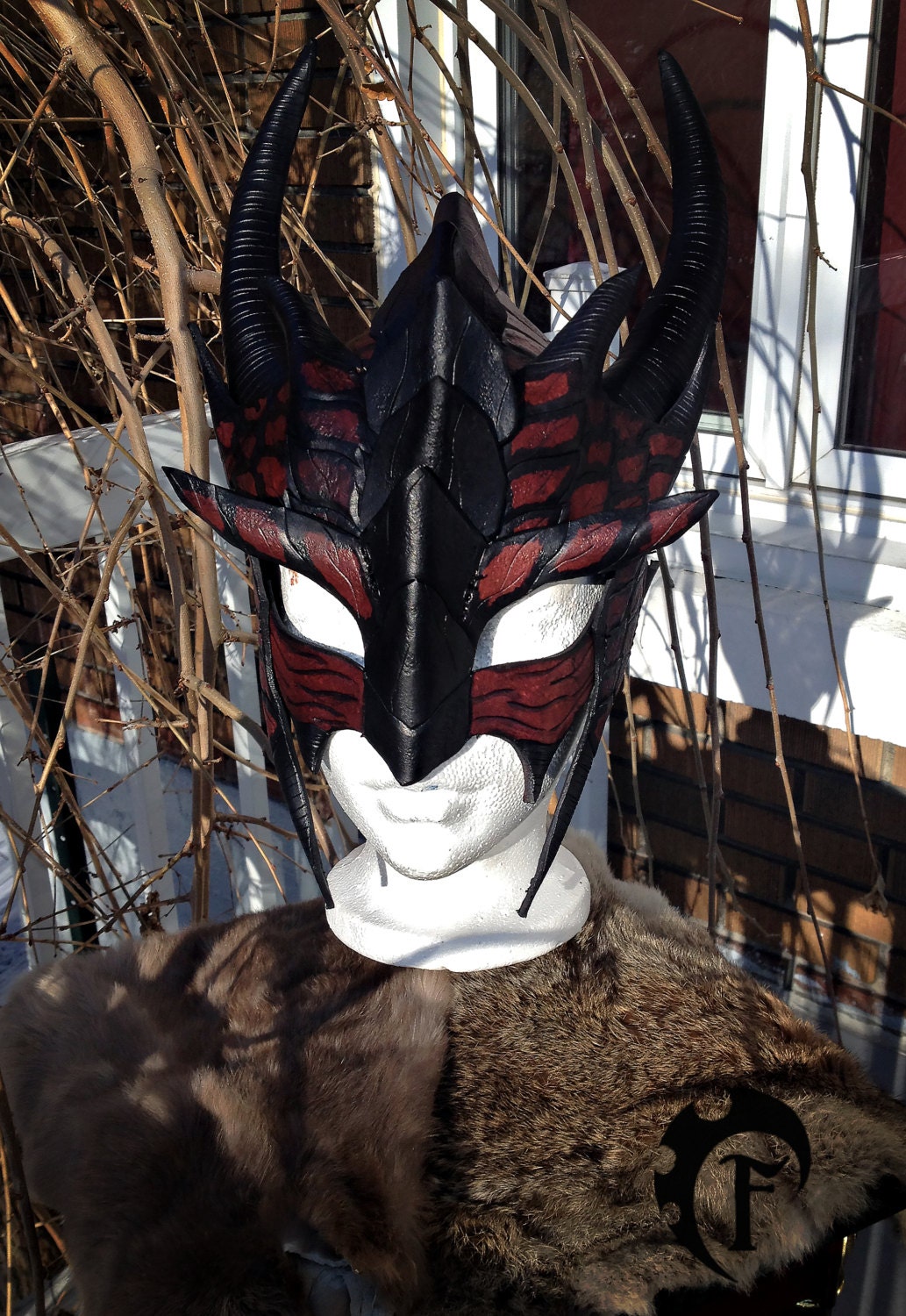Dragon leather mask,larp,larping,costume,cosplay,fantasy,scale,medieval,leather,mask,horn,demon,demon